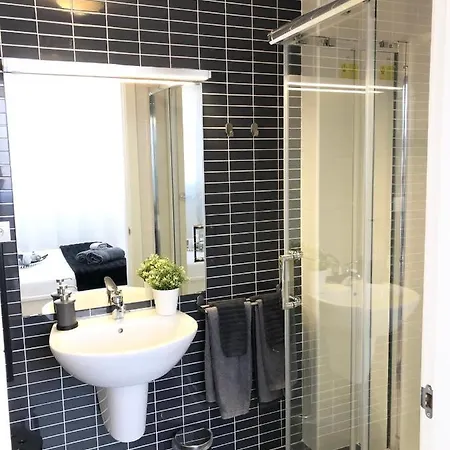 Apto Vistas Mar Y Monte Céntrico Garaje Incluido Appartamento Castro Urdiales