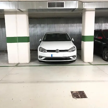 Holidays - Vistas Mar Y Monte Centrico Garaje Gratis