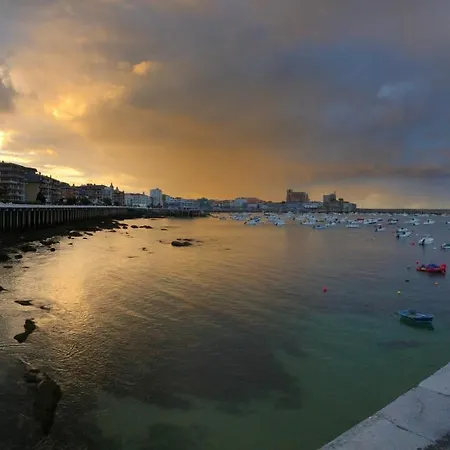 Appartamento Apto Vistas Mar Y Monte Céntrico Garaje Incluido