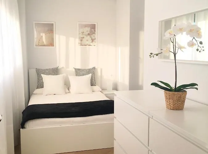 Apto Vistas Mar Y Monte Céntrico Garaje Incluido *