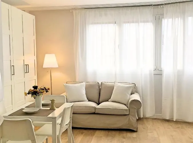 Appartamento Apto Vistas Mar Y Monte Céntrico Garaje Incluido