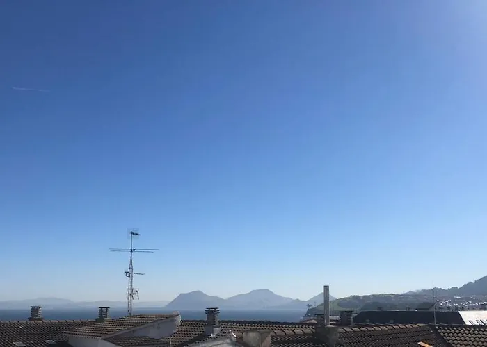 Apto Vistas Mar Y Monte Céntrico Garaje Incluido Castro Urdiales