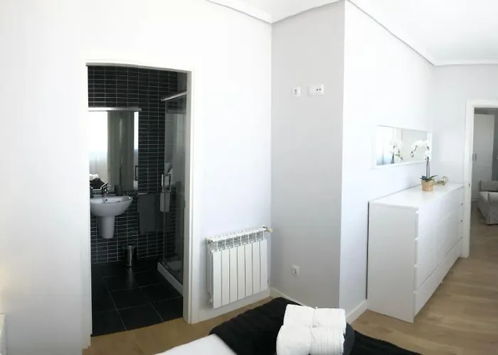 Appartamento Apto Vistas Mar Y Monte Céntrico Garaje Incluido Castro Urdiales