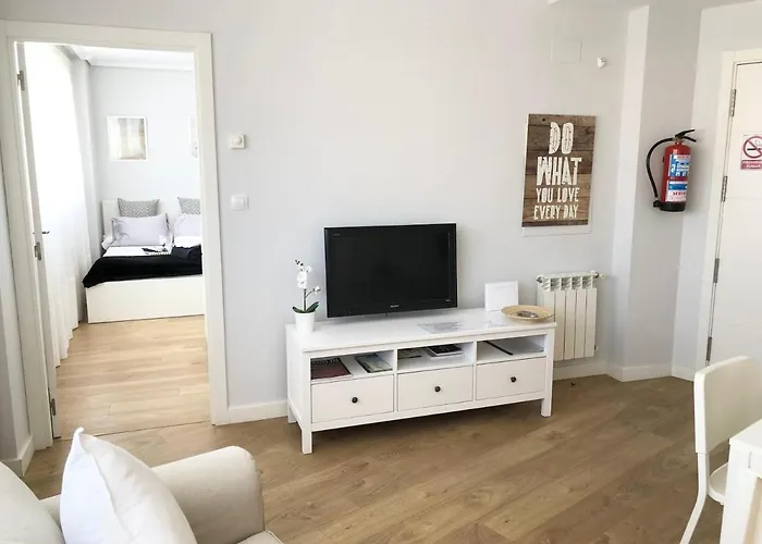 Apto Vistas Mar Y Monte Céntrico Garaje Incluido Castro Urdiales