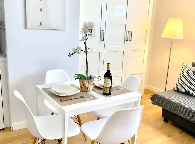 Appartamento Apto Vistas Mar Y Monte Céntrico Garaje Incluido *