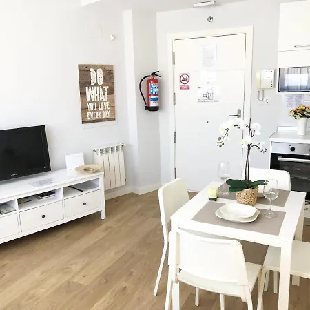 Holidays - Vistas Mar Y Monte Centrico Garaje Gratis * Castro-Urdiales